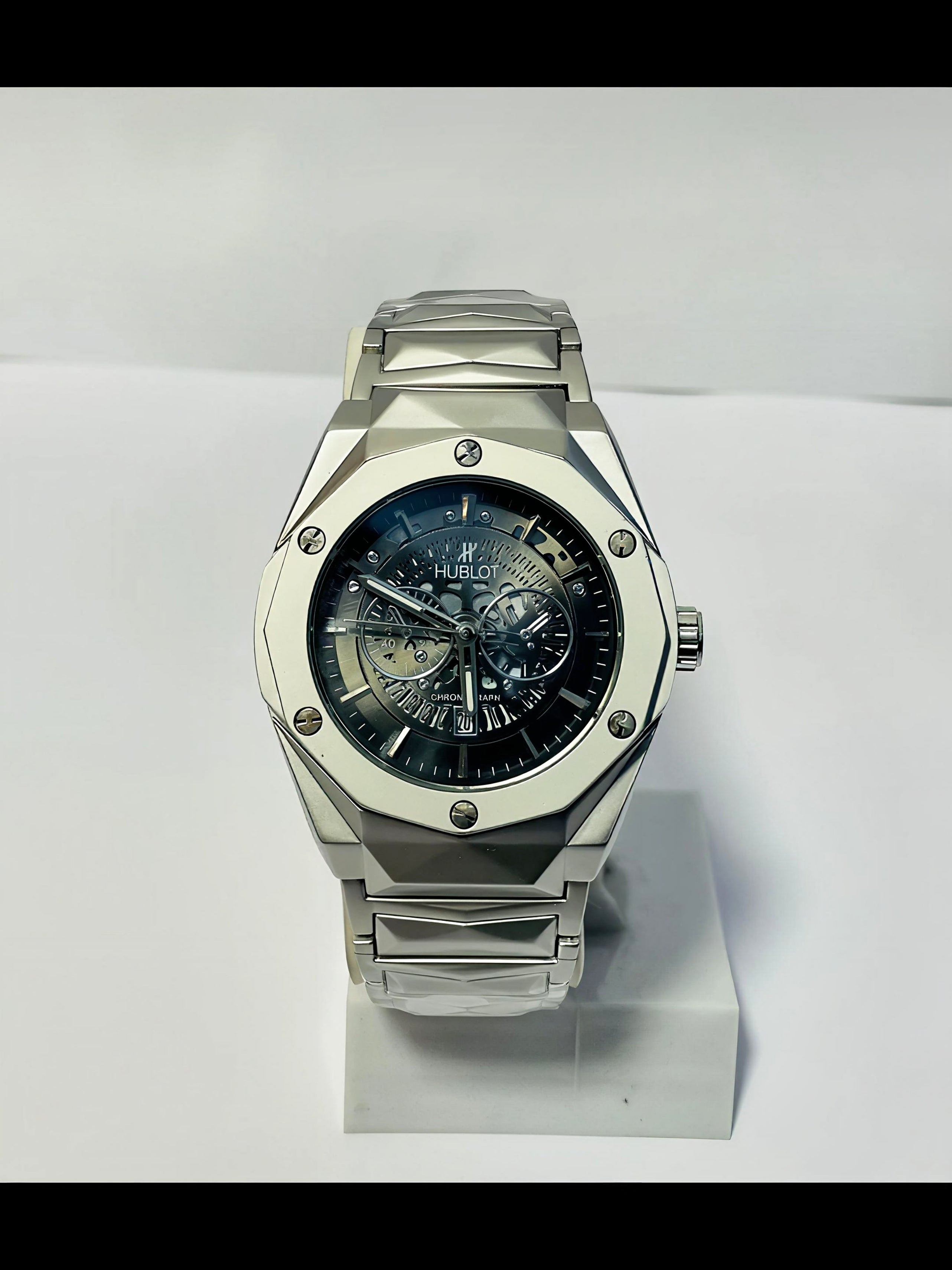 HUBLOT Premium Watch – Diamond Cut Chain